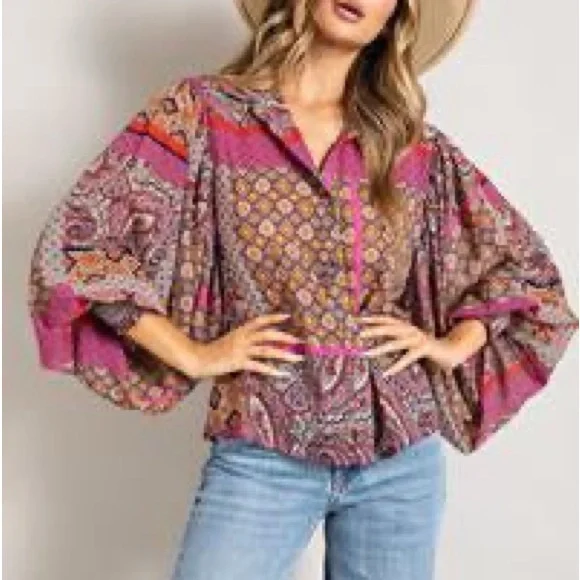 🌺🌺🌺Multi- print blouse 🌺🌺🌺 - Picture 3 of 8